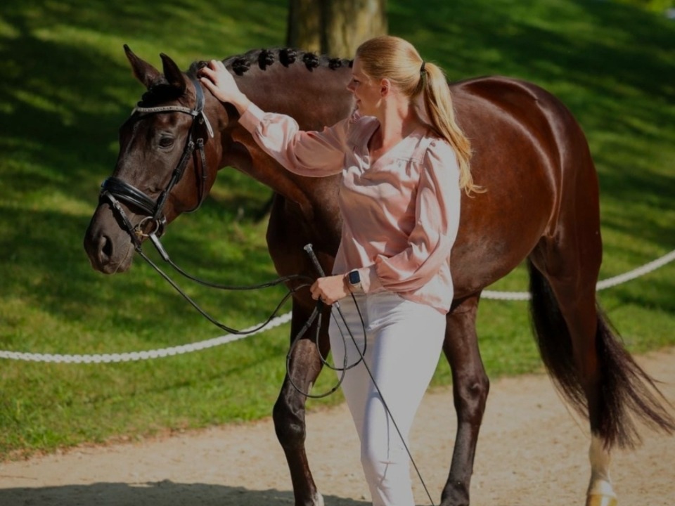 Charell-Garcia-met-paard-in-augustus-2024